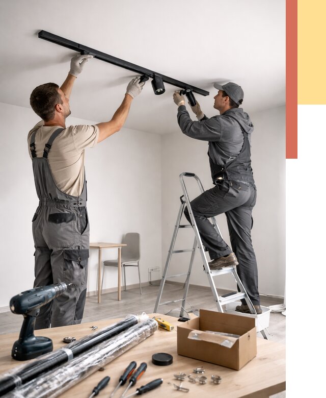 Установка трековых светильников в натяжной потолок в Сафоново от 4304 руб. | ОТДЕЛОЧНИК-Сфн